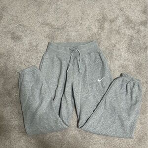 Nike fleece high waisted sweatpants